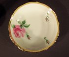 mokkatasse-meissen-rote-rose-mit-goldrand-knaufzeit.4