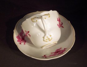 tasse-meissen-drachenmuster-purpur.4