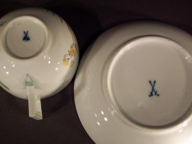 tasse-meissen-um-1830-1850.10