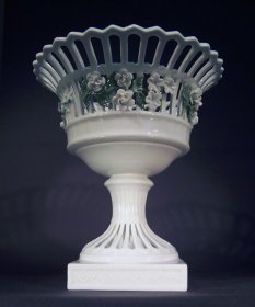 grosse-jardiniere-saechsische-porzellanmanufaktur-dresden.9