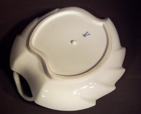meissen-blattschale-mit-obstmalerei.7