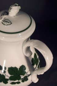 meissen-kleine-kanne-weinlaub-16-5-cm.7