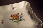 meissen-schale-fein-gemalte-blumen-reliefrand-und-gold.3