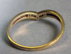 ring-gold-333-9-kleine-steine.4