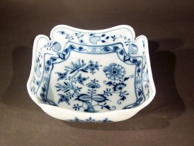 teichert-in-meissen-kleine-schale-zwiebelmuster.1