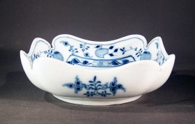teichert-in-meissen-kleine-schale-zwiebelmuster.2