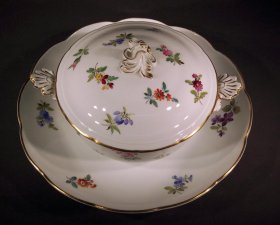 meissen-kleine-terrine-deckelschale-mit-teller.3