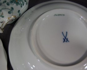 meissen-tasse-gedeck-3tlg-indisch-gruen-mit-gold.8