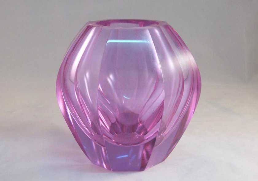 moser-vase-neodym-alexandrit-glasvase1