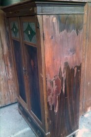 schrank-um-1900.7