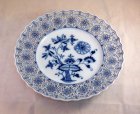 teichert-meissen-teller-zwiebelmuster-durchbruchrand.4