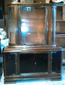 vitrinenschrank-art-deco-nussbaum.1