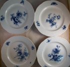 meissen-4-teller-blaue-blumen-mit-insekten-altozier-flechtrand.12