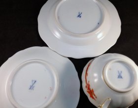 meissen-roter-drache-mit-gold-gedeck-3tlg-1.7