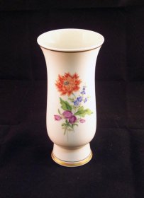 meissen-vase-mit-blumenmalerei.4