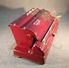 rechenmaschine-triumphator-rot.3