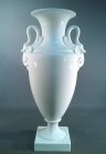 saechsische-porzellanmanufaktur-dresden-vase-mit-schwanenhenkeln.4