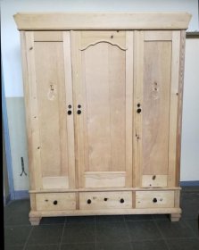 schrank-1910-20-weichholz
