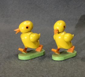 wendt-und-kuehn-entenfamilie-mit-kueken
