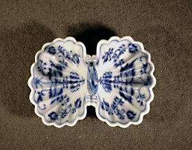 gewuerzschaelchen-saliere-zwiebelmuster-teichert-meissen.2