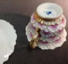 meissen-tasse-prunktasse-um-1820-biedermeier-relief-rosa-gold-1-wahl.11