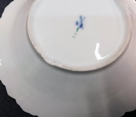 meissen-tasse-prunktasse-um-1820-biedermeier-relief-rosa-gold-1-wahl.9