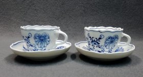 meissen-zwiebelmuster-zwei-kaffeegedecke