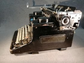 schreibmaschine-adler.14