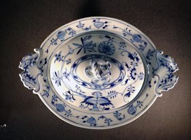 terrine-teichert-meissen-zwiebelmuster.5