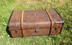 ueberseekoffer-reisekoffer-um-1880