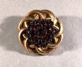 biedermeier-goldbrosche-mit-granat-anhaenger.1