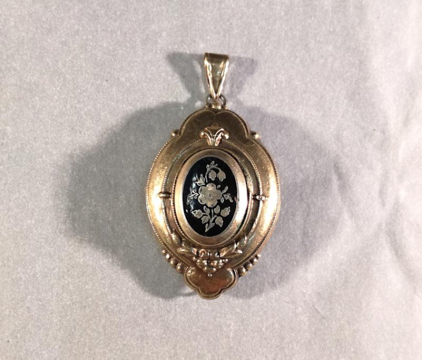 biedermeier-schaumgold-anhaenger-brosche
