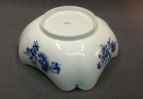 meissen-1860-1900-insekten-und-blumen-viereckschale-a.8