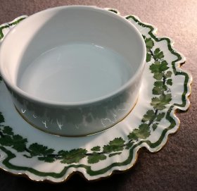 meissen-butter-od-kaeseglocke-weinlaub-und-gold-um-1880-1-wahl.4