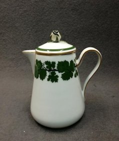 meissen-kanne-kakaokanne-weinlaub-mit-gold-um-1880-1-w