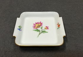meissen-kleine-schale-blumenmalerei-streubluemchen-goldrand.1