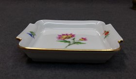 meissen-kleine-schale-blumenmalerei-streubluemchen-goldrand.2