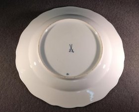 meissen-koenig-johann-gedaechtnisteller.3