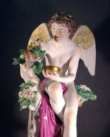 meissen-rudolf-hoelbe-amor-und-die-nachtigallen.10