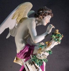 meissen-rudolf-hoelbe-amor-und-die-nachtigallen.11
