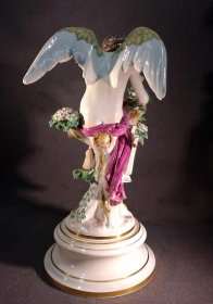 meissen-rudolf-hoelbe-amor-und-die-nachtigallen.6