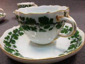 meissen-um-1880-weinlaub-mit-gold-4x-kaffeetassen-1-wahl-1880.3