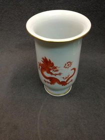 meissen-vase-roter-drache-mit-gold.3