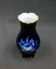 pirkenhammer-vase-kobaltblau-mit-gold-weisse-rose.3
