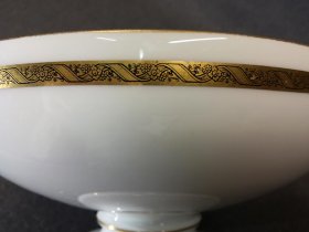 rosenthal-grosse-fussschale-mit-henkeln-jardiniere-golddekorkante.5