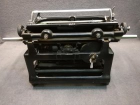schreibmaschine-ideal-naumann-seidel-und-naumann.4