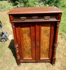 vertiko-m-saeulen-kl-schrank-gruenderzeit-ca-1880-nussbaum.2