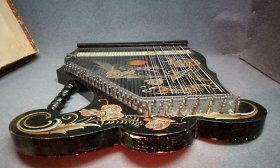 zither-valsonora-zither-orig-schluessel-karton-und-viele-notenblaette.8