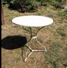 gartentisch-shabby-chic-eisengestell-mit-holzplatte.2