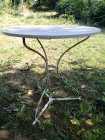 gartentisch-shabby-chic-eisengestell-mit-holzplatte.4